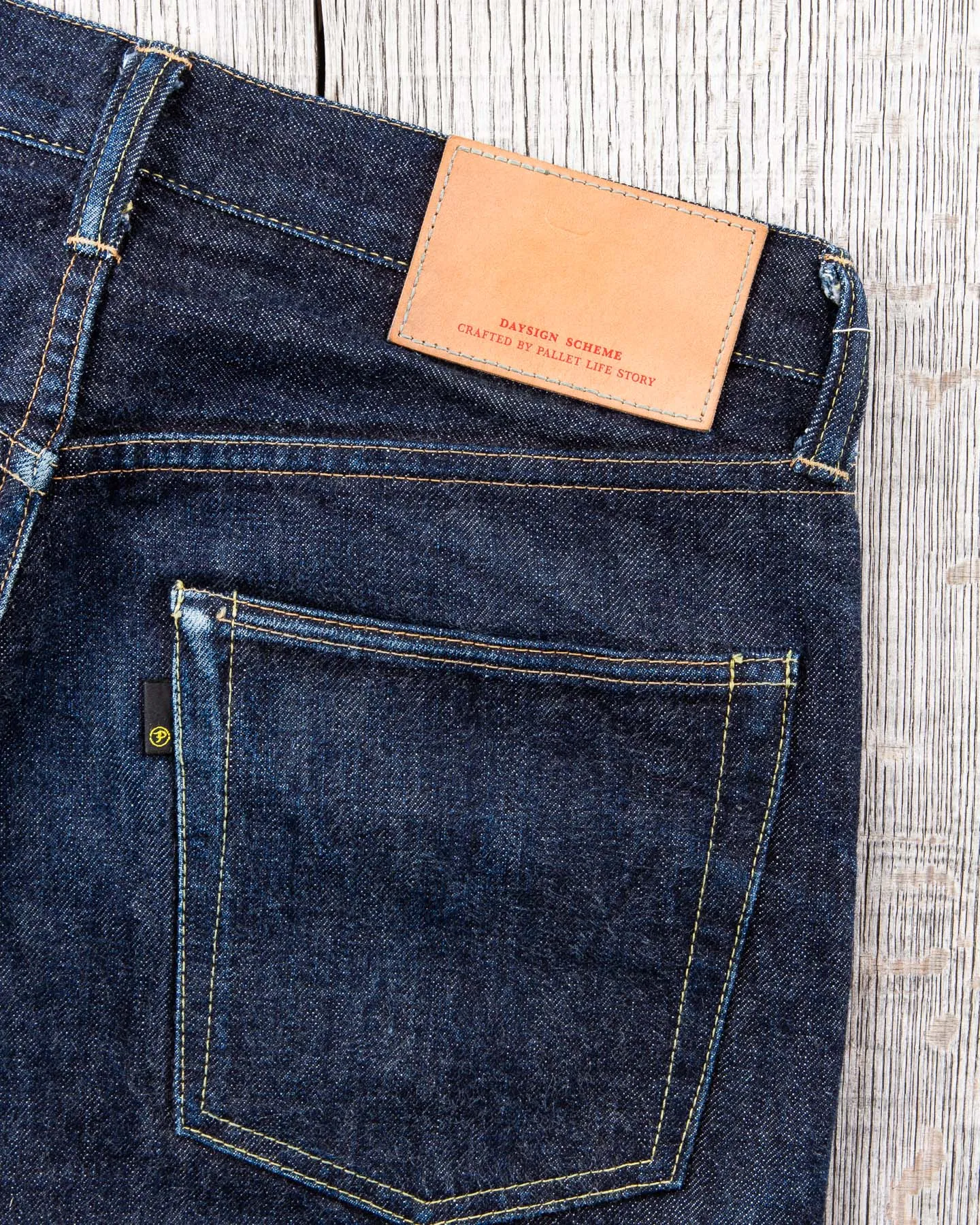 Second Hand Pallet Life Story 5 Pocket Narrow Denim Size S