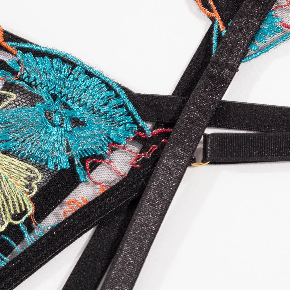 Sexy Garter Belt Embroidery Shaping Split Suit