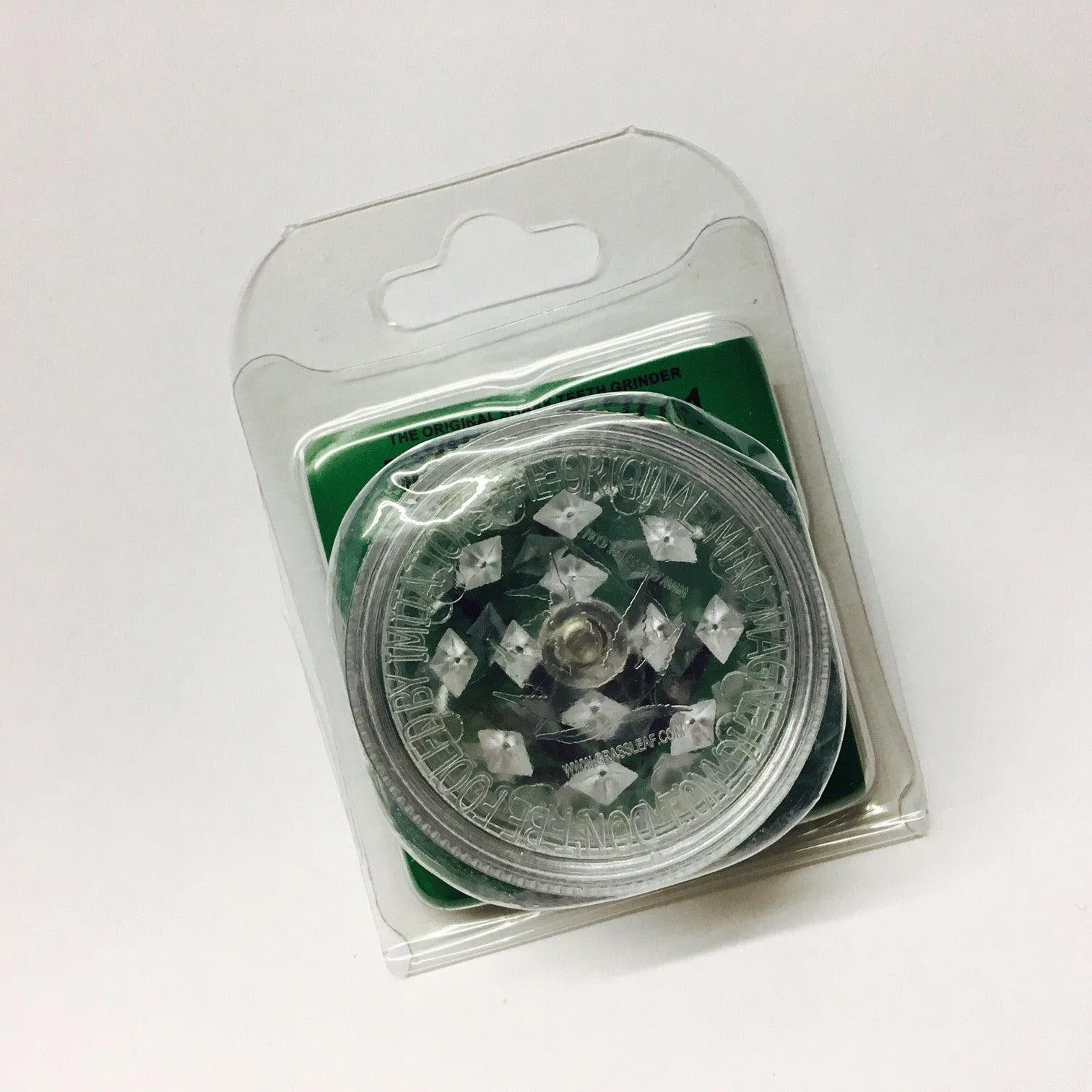 Shark Teeth Mini Grinder by Grassleaf