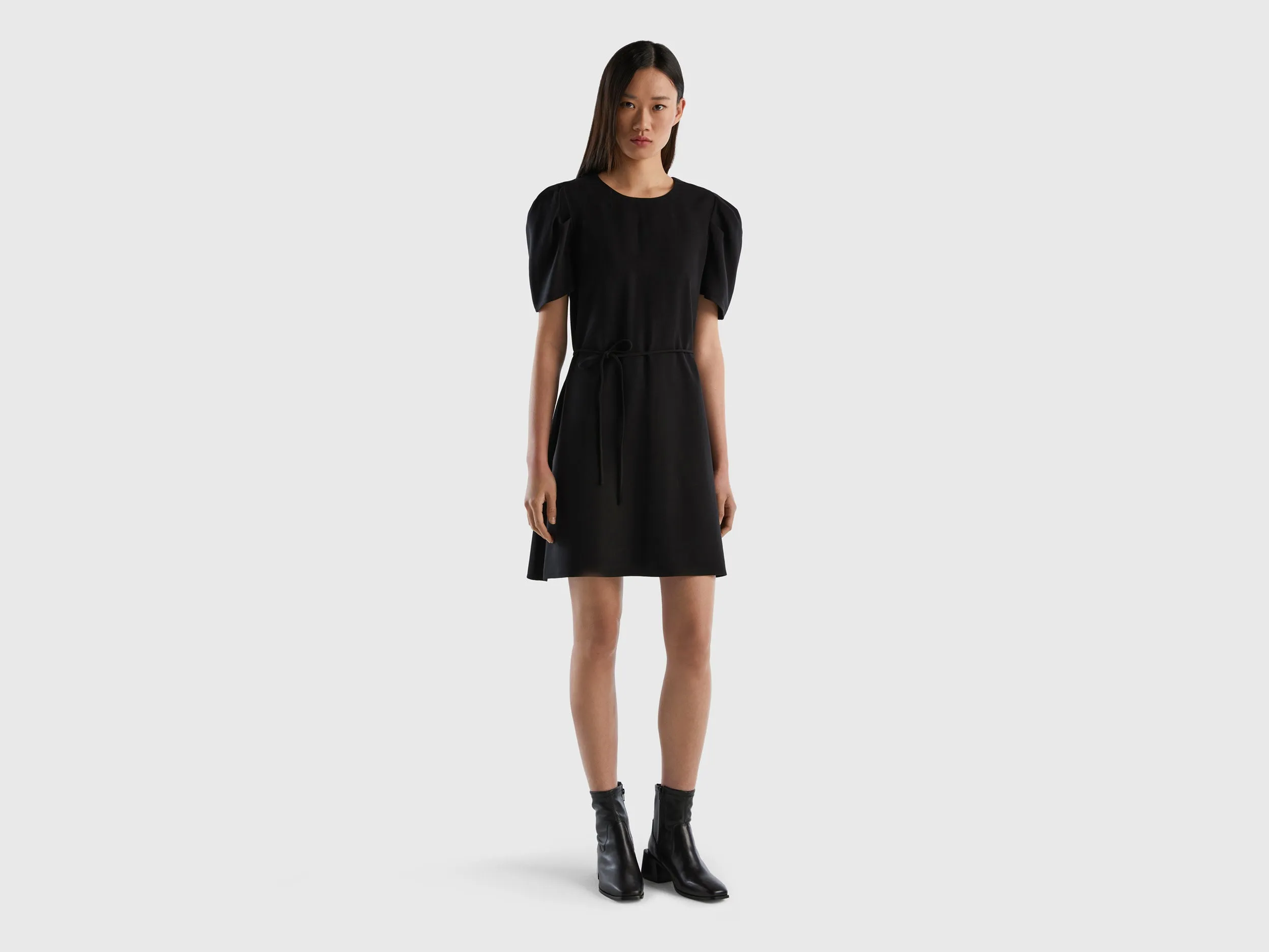 SHORT DRESS IN VISCOSE BLEND