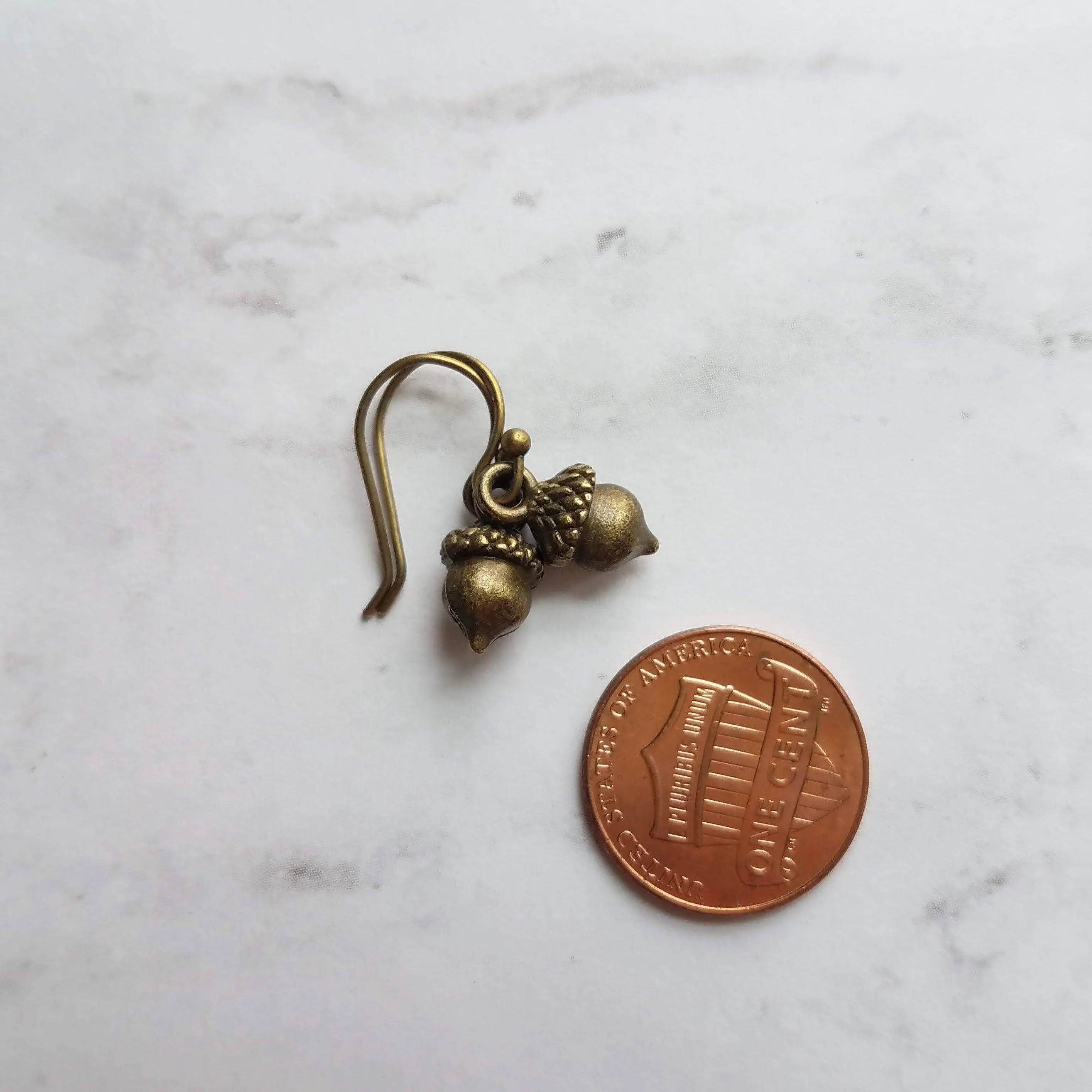 Small Acorn Earrings, dark antique brass acorns, bronze acorn, little acorn dangle, mini acorns, tree nut earring, squirrel earring, tiny