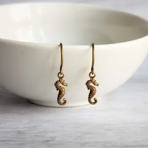 Tiny Seahorse Earrings, sea creature earring, mini seahorse earring, little bronze seahorse earring, beach earring, seahorse dangles, small
