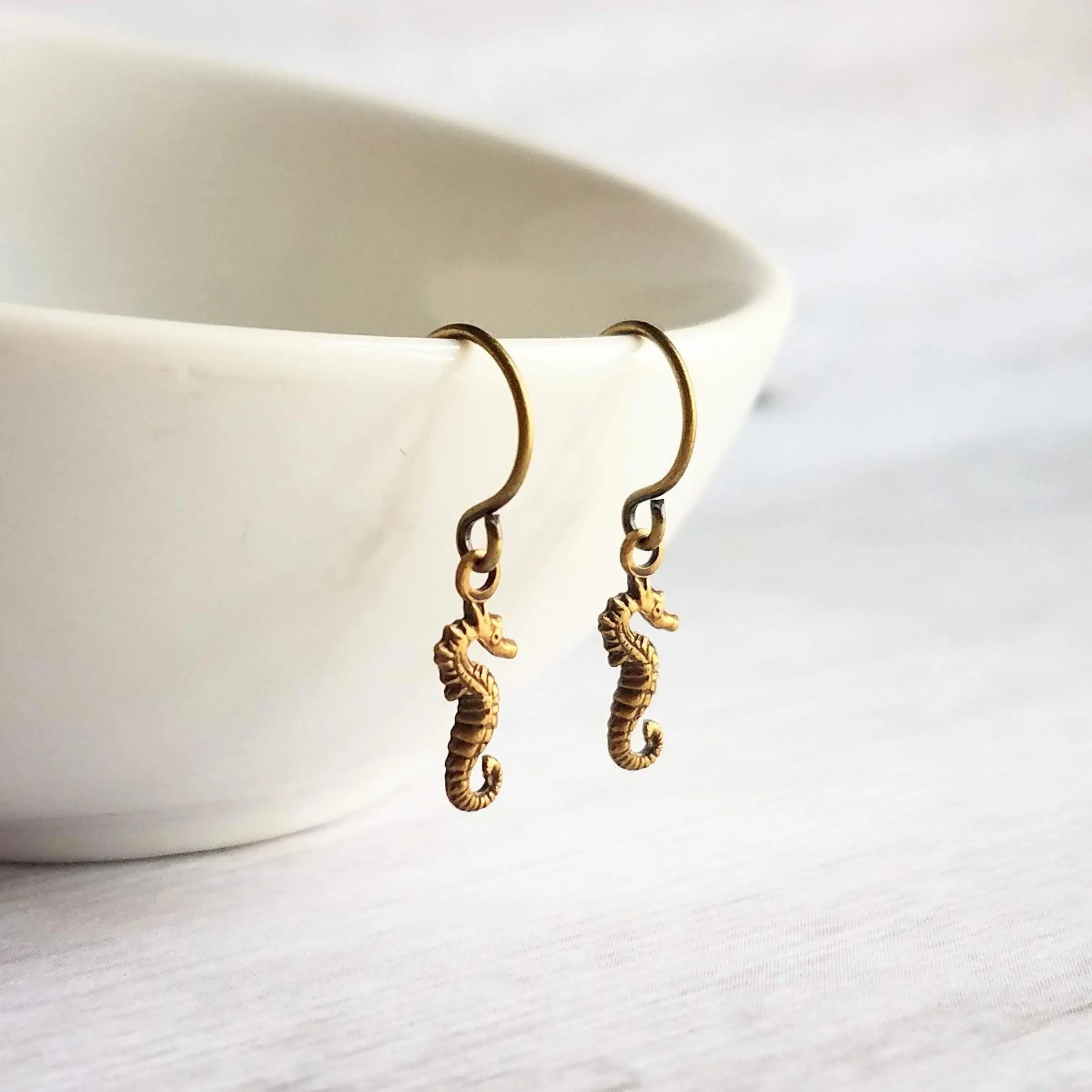 Tiny Seahorse Earrings, sea creature earring, mini seahorse earring, little bronze seahorse earring, beach earring, seahorse dangles, small