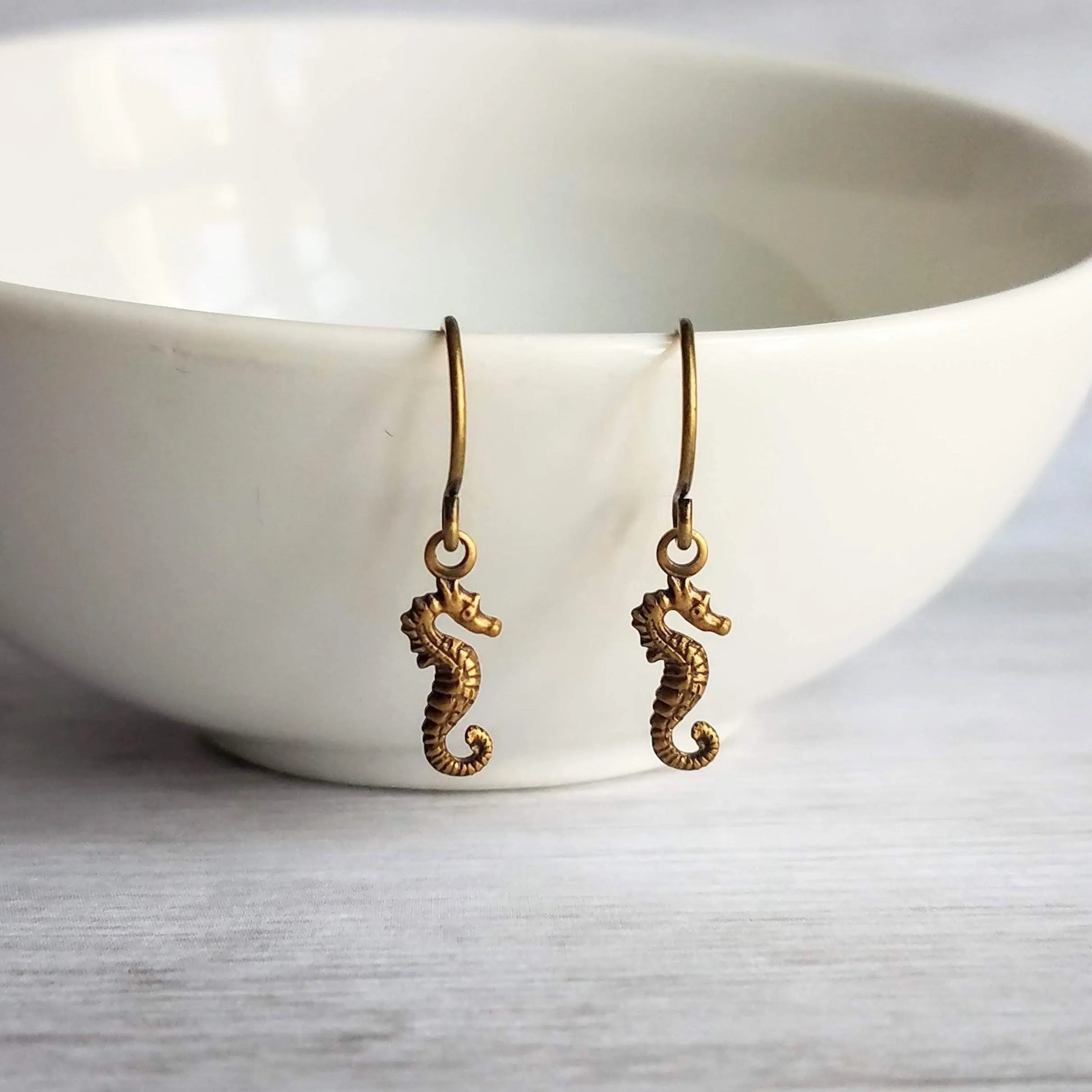 Tiny Seahorse Earrings, sea creature earring, mini seahorse earring, little bronze seahorse earring, beach earring, seahorse dangles, small