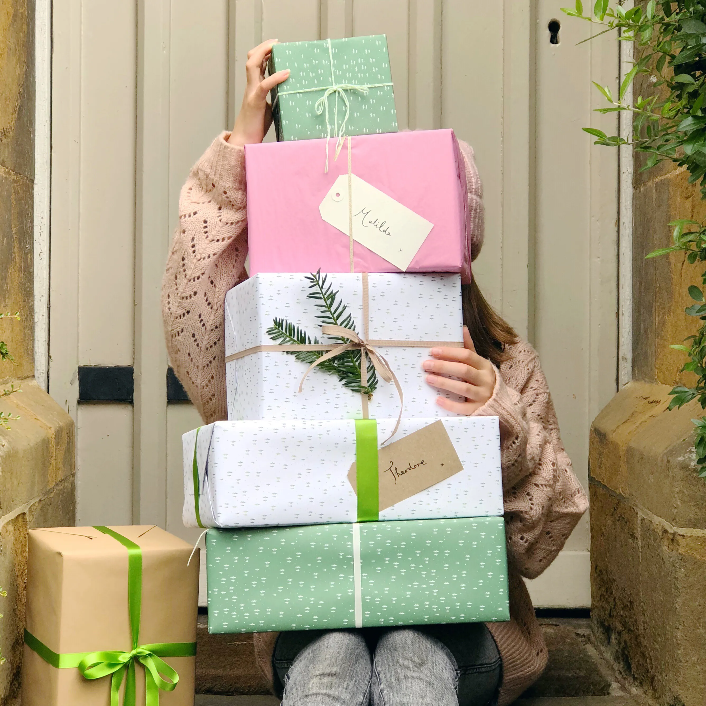 Tiny Trees Green Wrapping Paper Set