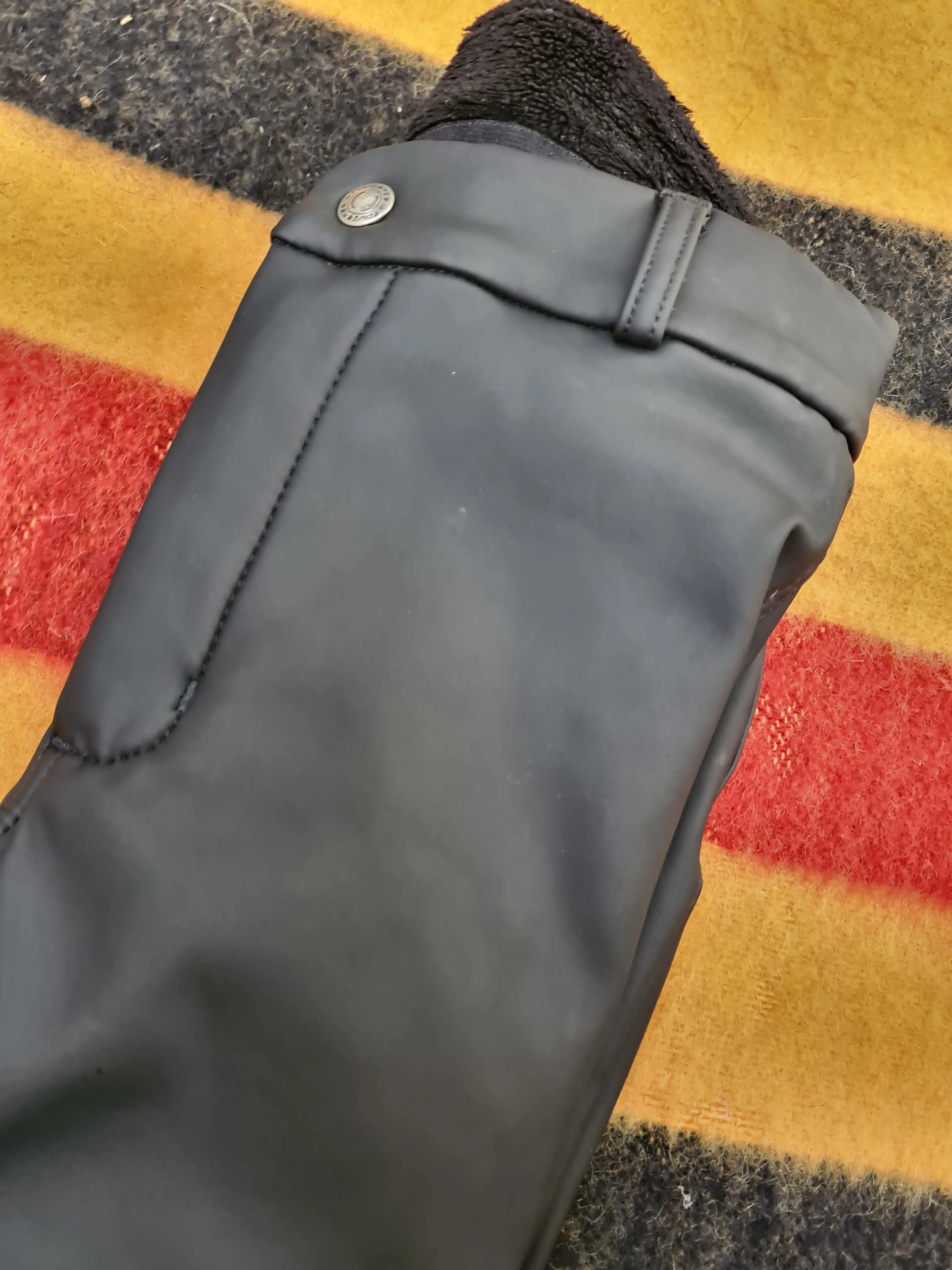 Used black childs 10 years Fouganza leather look jodhpurs FREE POSTAGE☆