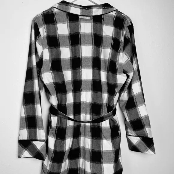 Victoria Secret Flannel Tie Romper. Black/ White. Sz M.
