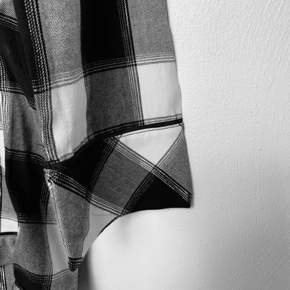 Victoria Secret Flannel Tie Romper. Black/ White. Sz M.