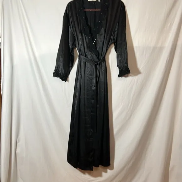 Victoria’s Secret Black Satin Robe with the night gown size XS/S