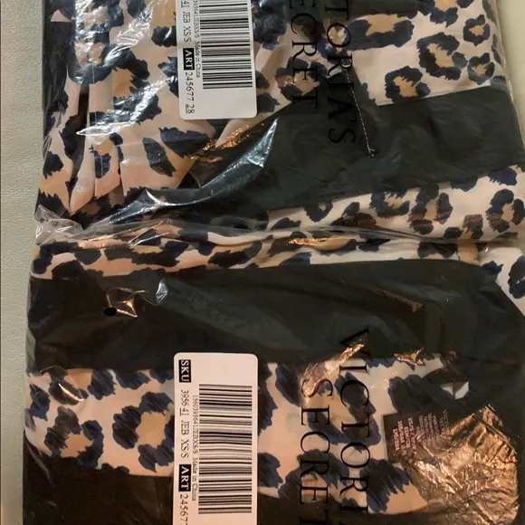 Victoria’s Secret Handkerchief Kimono