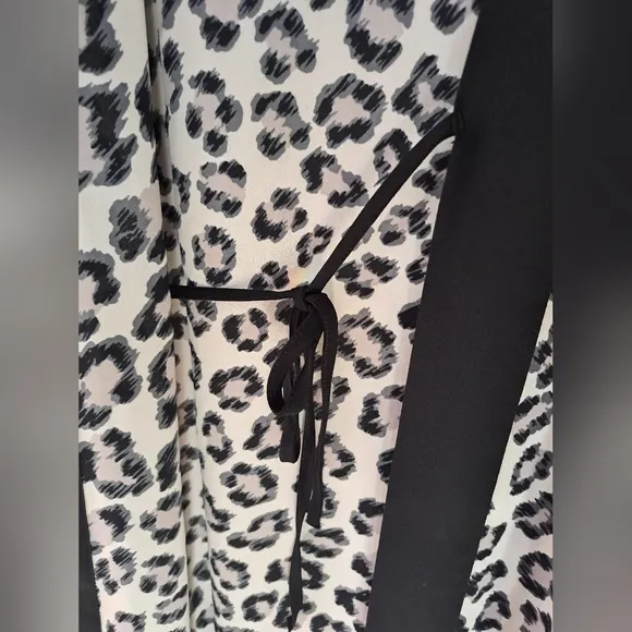 VICTORIA'S SECRET Oversized Handkerchief Kimono Robe Natural Leopard XS/S NEW