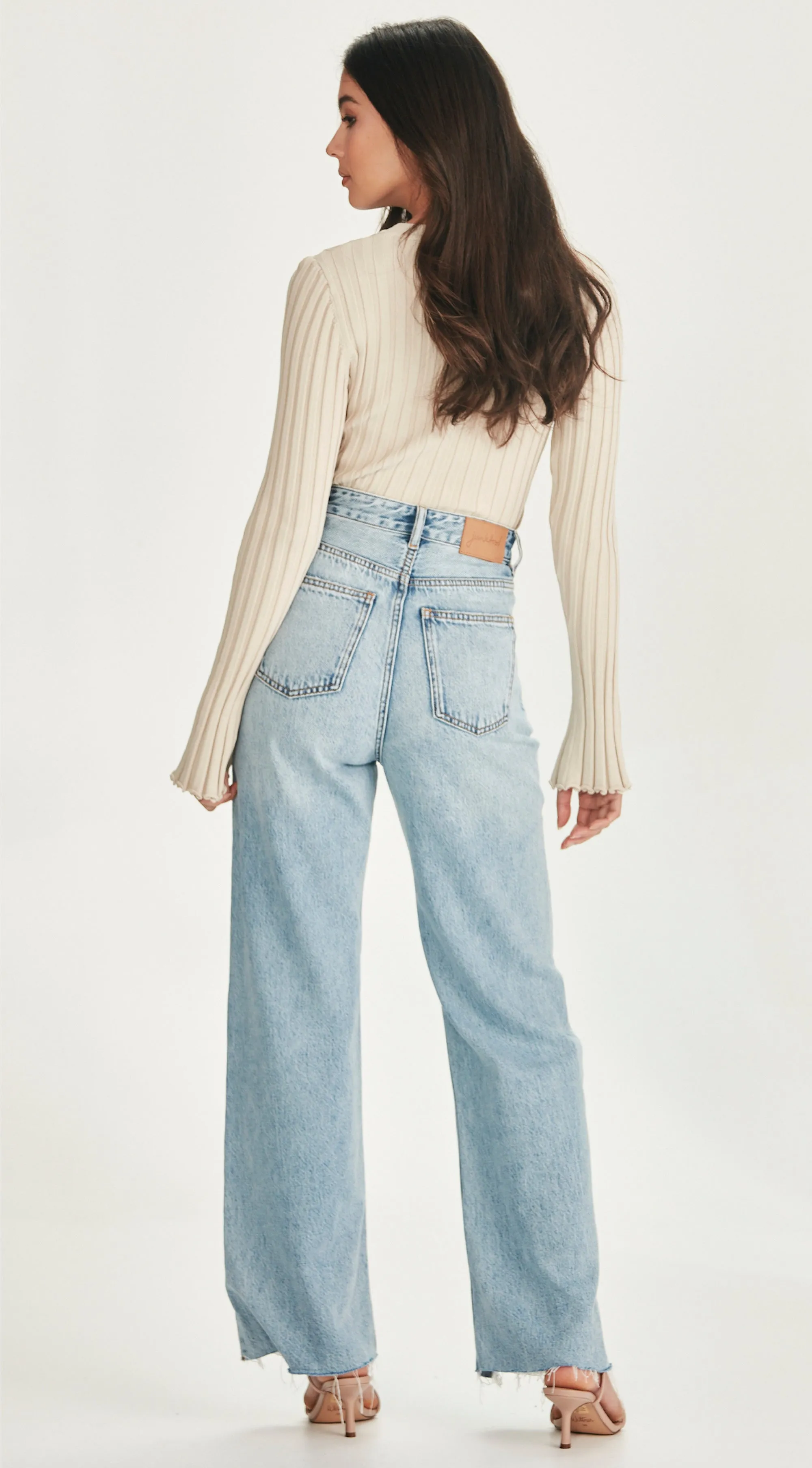 VIENNA | Jean Pale Blue