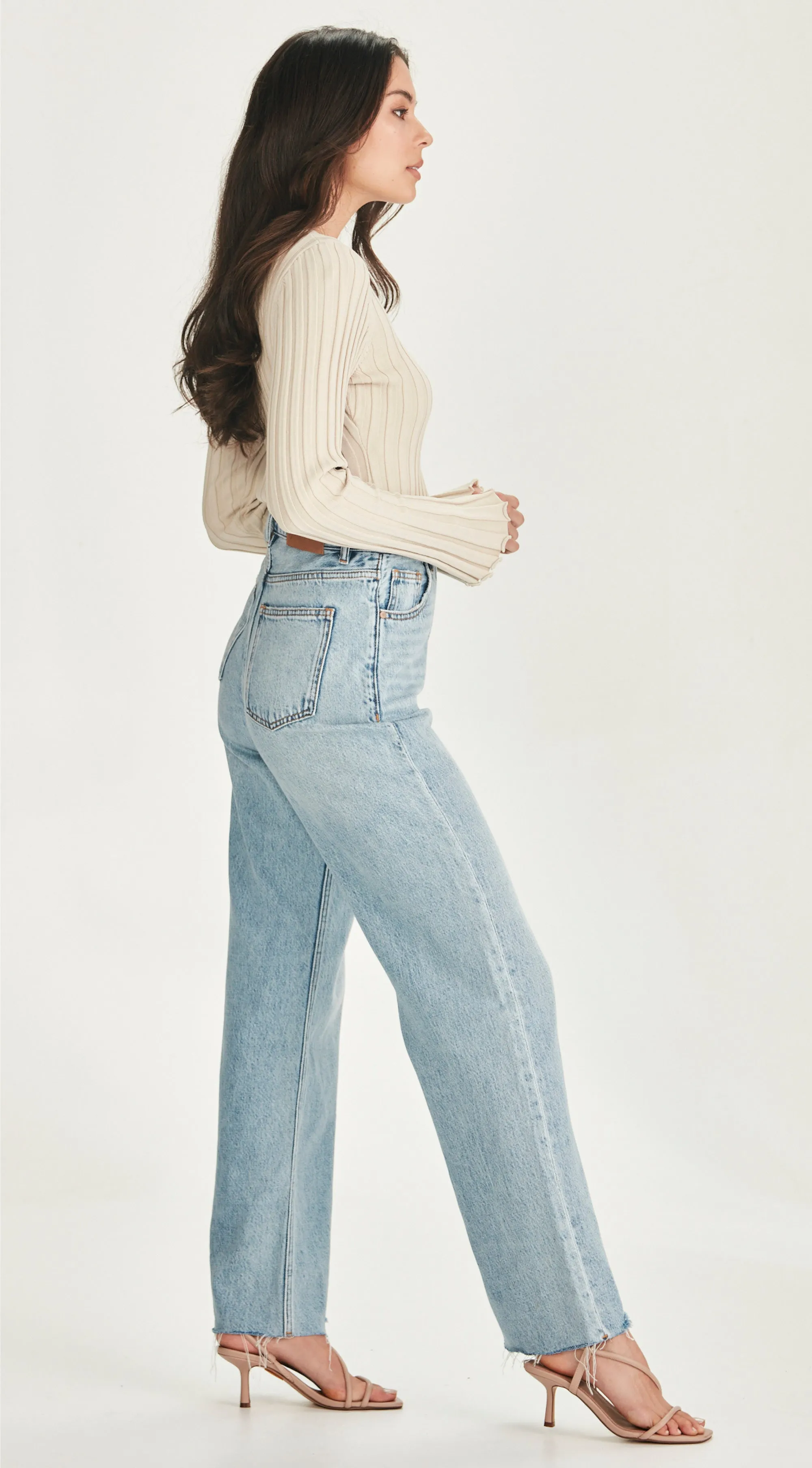 VIENNA | Jean Pale Blue