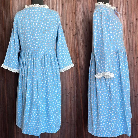 Vintage Nightgown Flannel Nightie 60s 70s Flower Blue Eyelet Lace House Dress