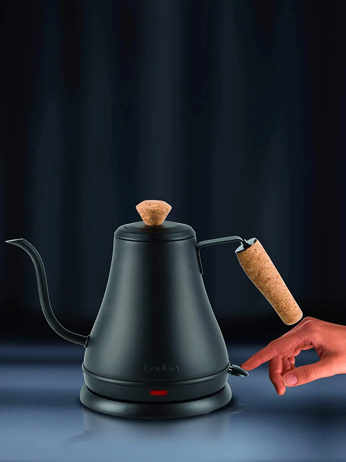 Was store display, minor marks on surface, Bodum Melior Gooseneck Electric Water Kettle, 27 Ounces, Matte Black! Retails $56 