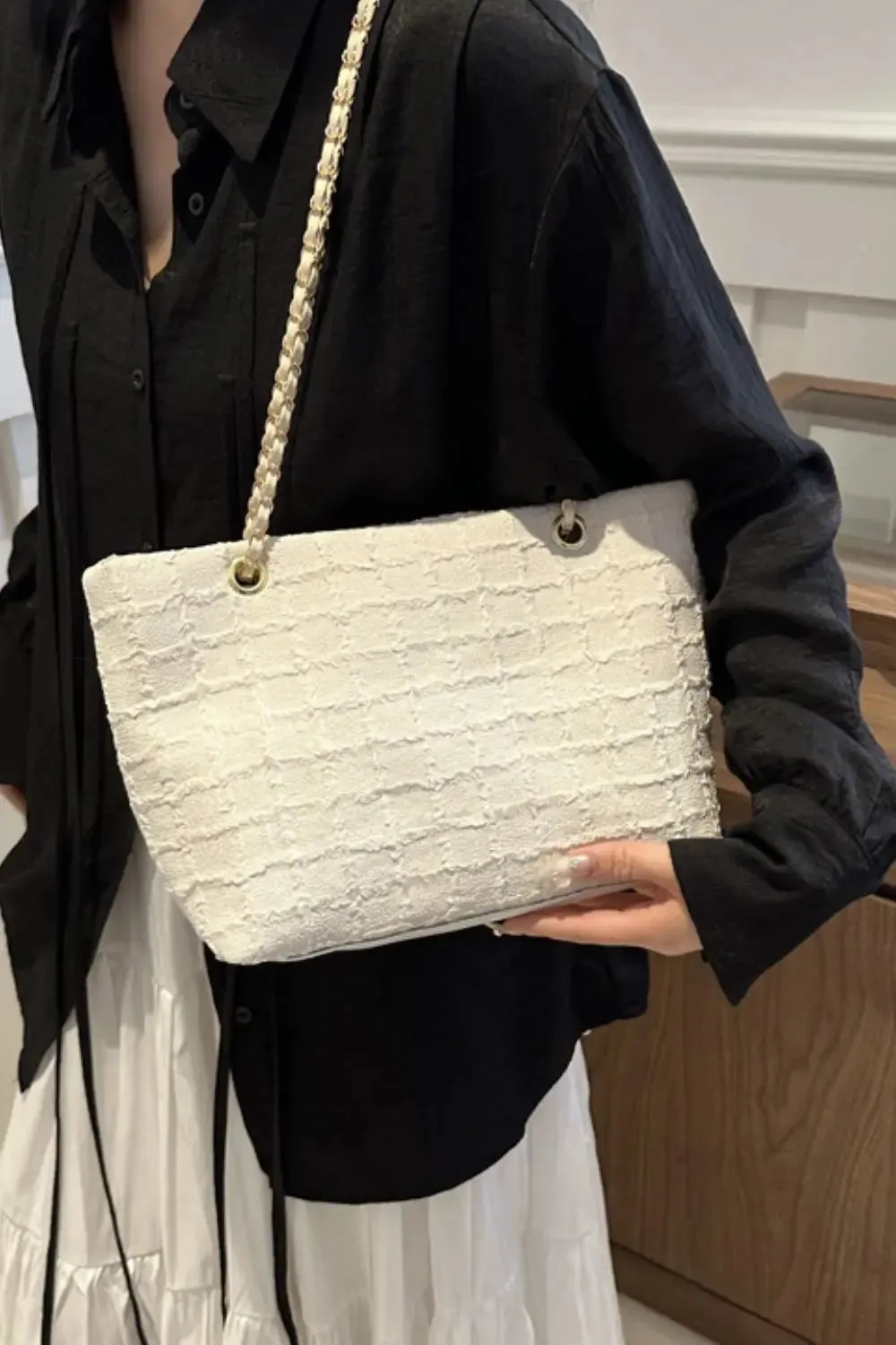 'Yara' Polyester Texture Chain Tote Bag